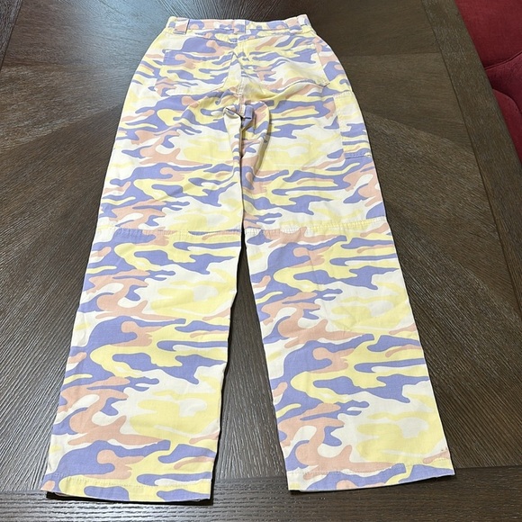NWT‎ Topshop Pastel Camo High Waist Wide Leg Jeans, US 4 - Picture 11 of 16
